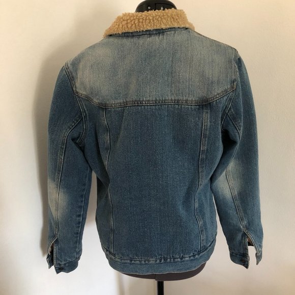 american eagle sherpa lined denim jacket - Picture 2 of 4